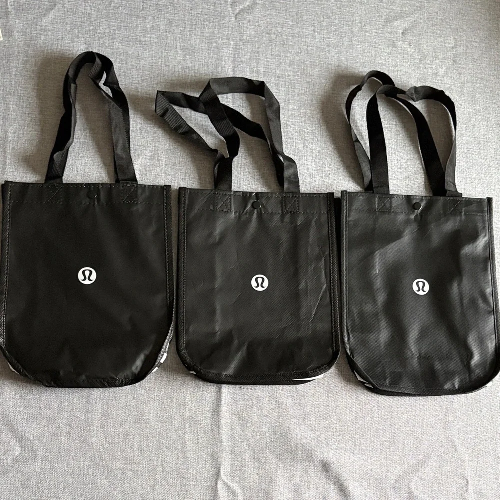 Lululemon Athletica Mini Tote Bag Set with Logo in black - Picture 1 of 3